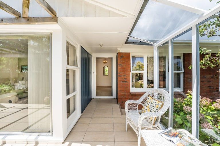 Photo of property in 8 Sorrel Crescent, Bucklands Beach, Auckland, 2012
