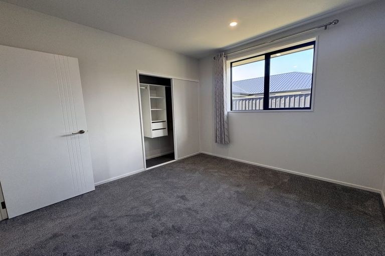 Photo of property in 92 Muirhill Street, Halswell, Christchurch, 8025