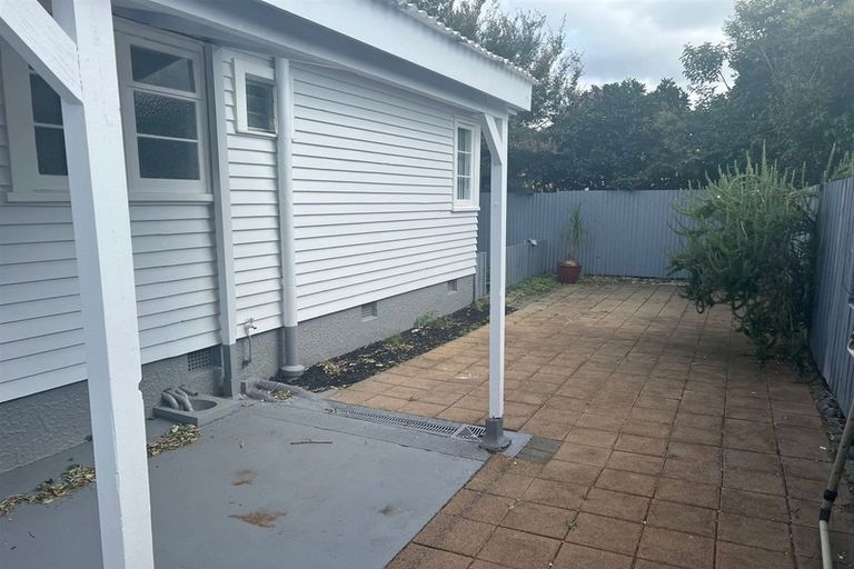 Photo of property in 1/57 Grove Road, Papakura, 2110