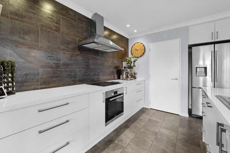 Photo of property in 16 Whiteoak Grove, Tinwald, Ashburton, 7700