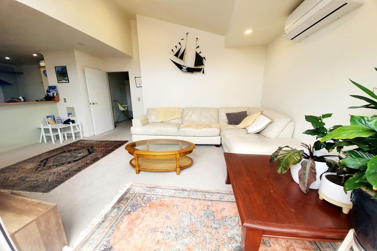 Photo of property in 19/36u Dee Street, Island Bay, Wellington, 6023