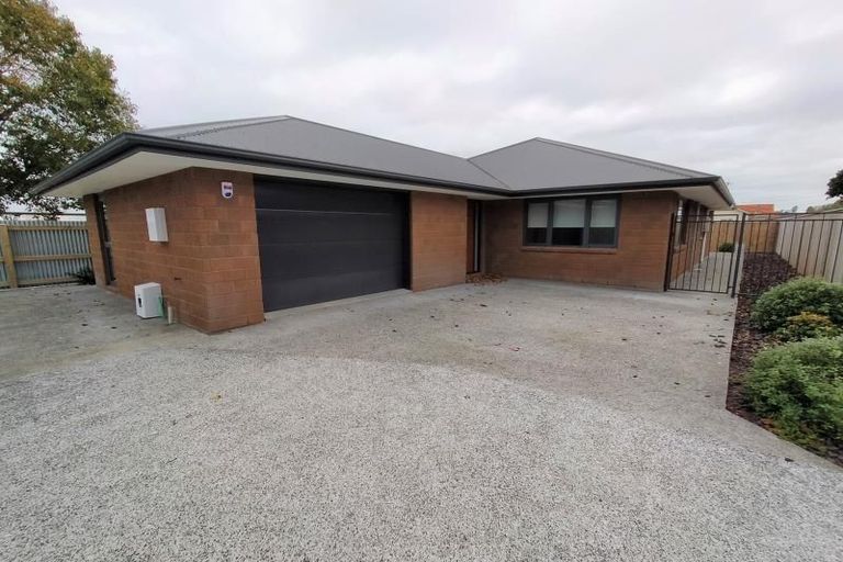Photo of property in 35e Sussex Street, Levin, 5510