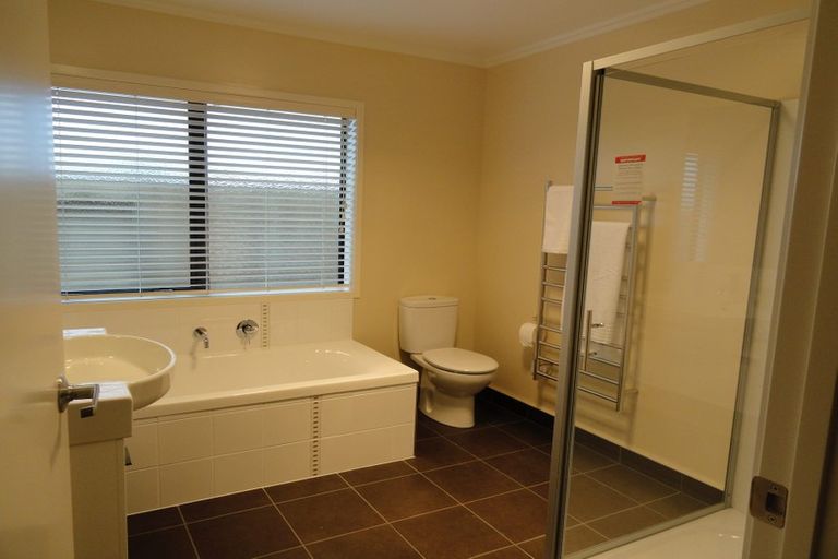 Photo of property in 25 Landing Drive, Pyes Pa, Tauranga, 3112