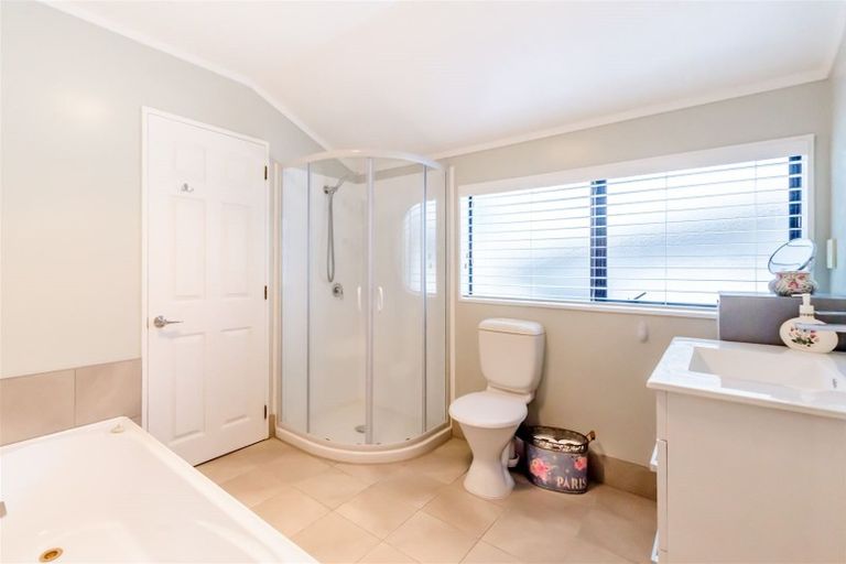 Photo of property in 14a Manly Street, Paraparaumu Beach, Paraparaumu, 5032