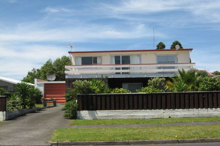 Photo of property in 90 Torkar Road, Clarks Beach, 2122
