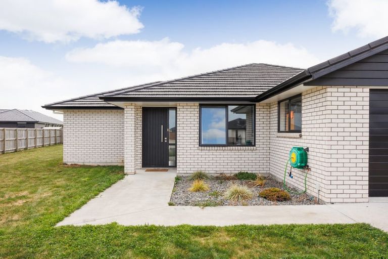 Photo of property in 26 George Street, Bulls, 4818