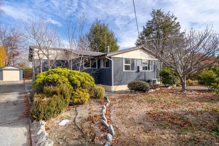 Photo of property in 45 Tekapo Drive, Twizel, 7901