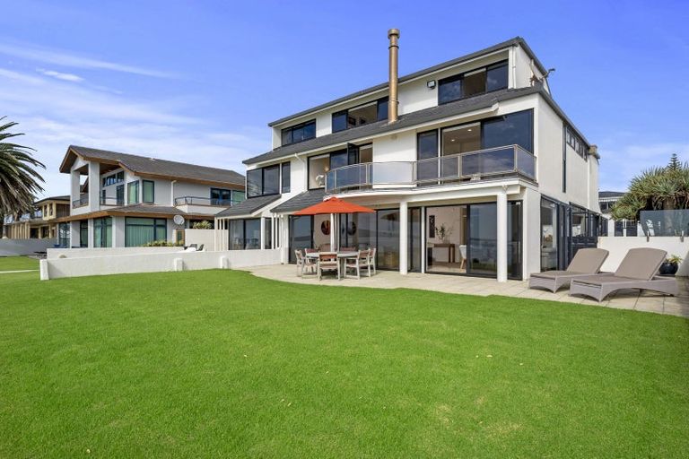Photo of property in 2/15 Craig Road, Milford, Auckland, 0620