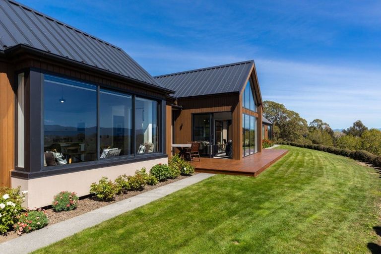 Photo of property in 21 Dry Hills Lane, Riverlands, Blenheim, 7274