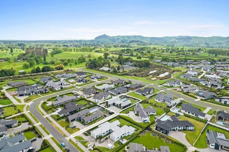 Photo of property in 20 Mike Smith Drive, Cambridge, 3434