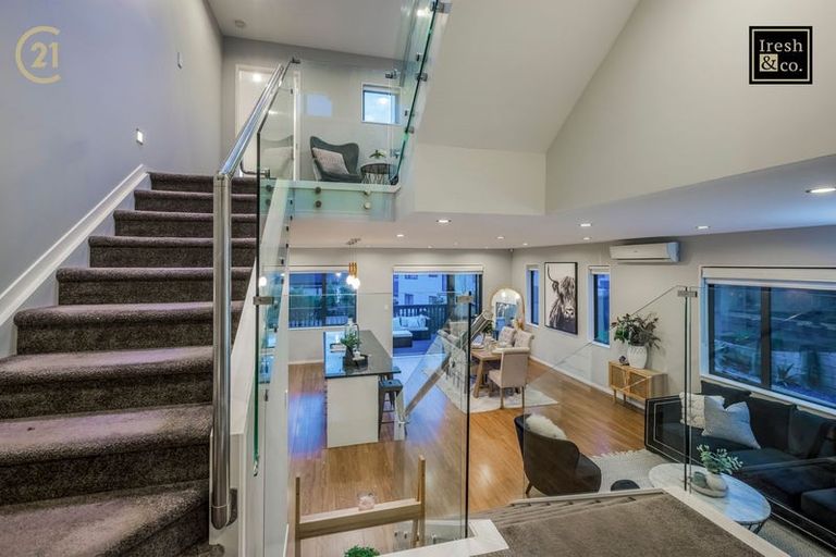 Photo of property in 33 Kirikiri Drive, Papakura, 2110