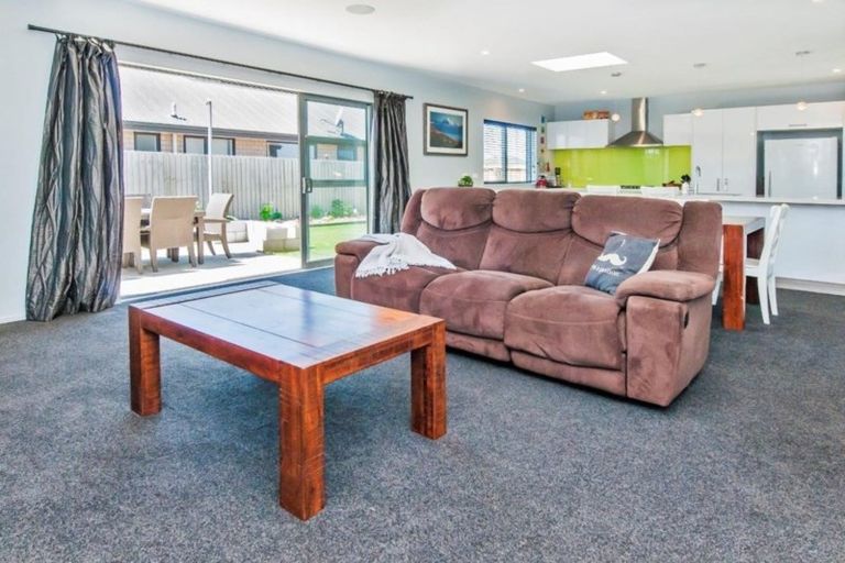 Photo of property in 15 Vitruvius Way, Leeston, 7632