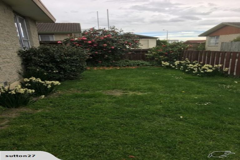 Photo of property in 2/22 Matlock Street, Woolston, Christchurch, 8062