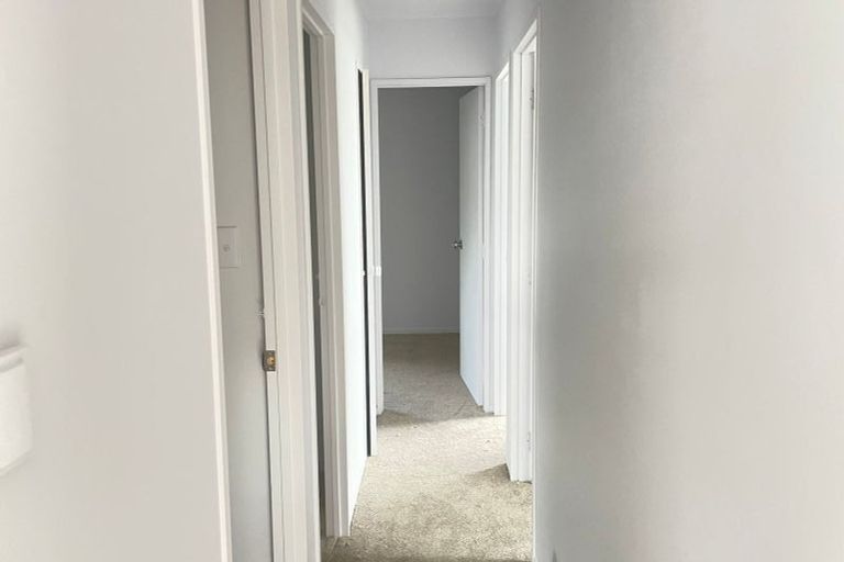 Photo of property in 1/9 Waiari Road, Conifer Grove, Takanini, 2112