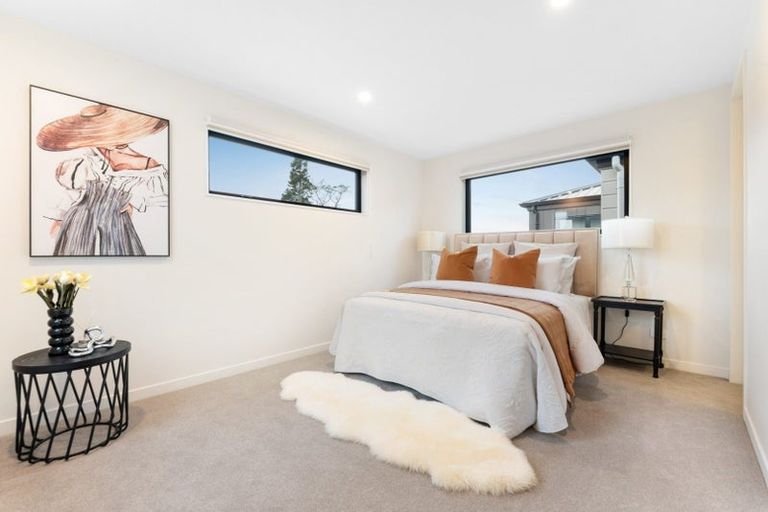 Photo of property in 2/29 Brandon Road, Glen Eden, Auckland, 0602