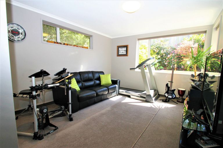 Photo of property in 17b Joe Brown Avenue, Mosgiel, 9024