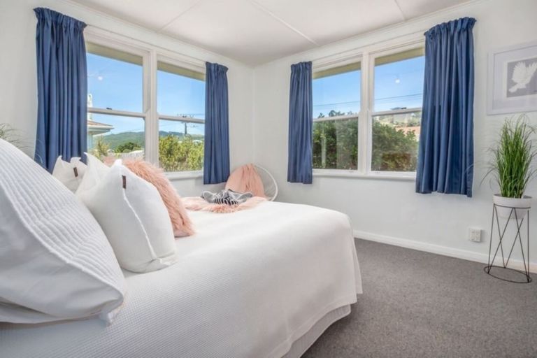 Photo of property in 87 Te Pene Avenue, Titahi Bay, Porirua, 5022