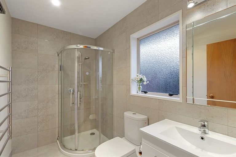 Photo of property in 33 Kedleston Drive, Avonhead, Christchurch, 8042