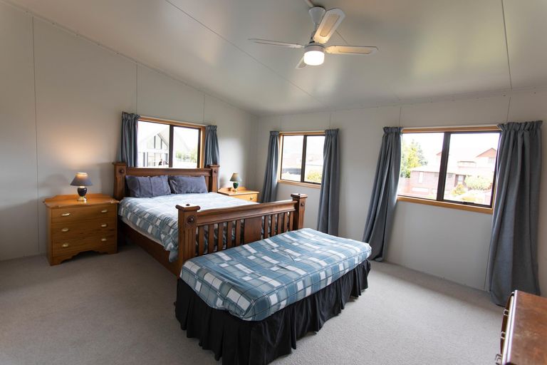Photo of property in 11 Burnett Place, Lake Tekapo, 7999