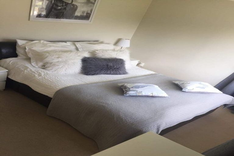 Photo of property in 16 Gerontius Glade, Torbay, Auckland, 0630