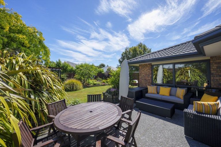 Photo of property in 2 Taunton Place, Rangiora, 7400