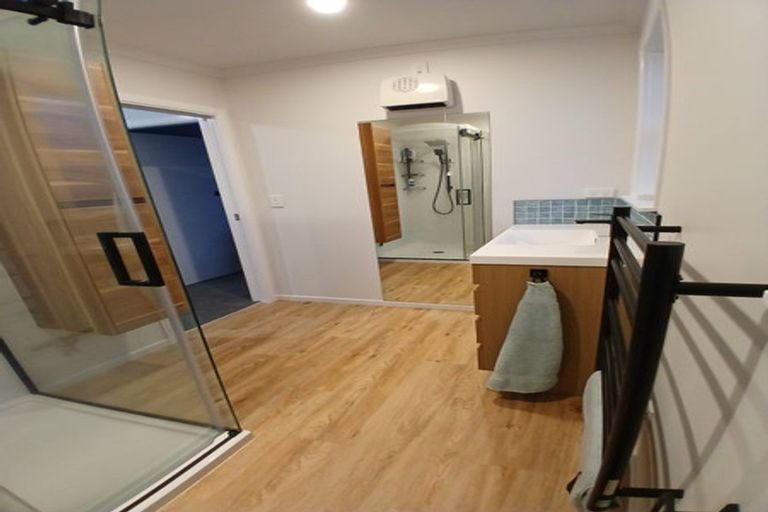 Photo of property in 7 Harlech Street, Levin, 5510