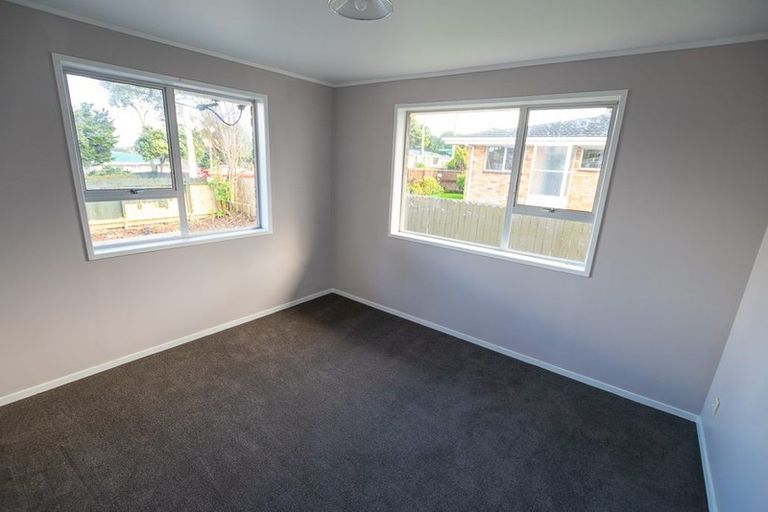 Photo of property in 191 Don Buck Road, Massey, Auckland, 0614