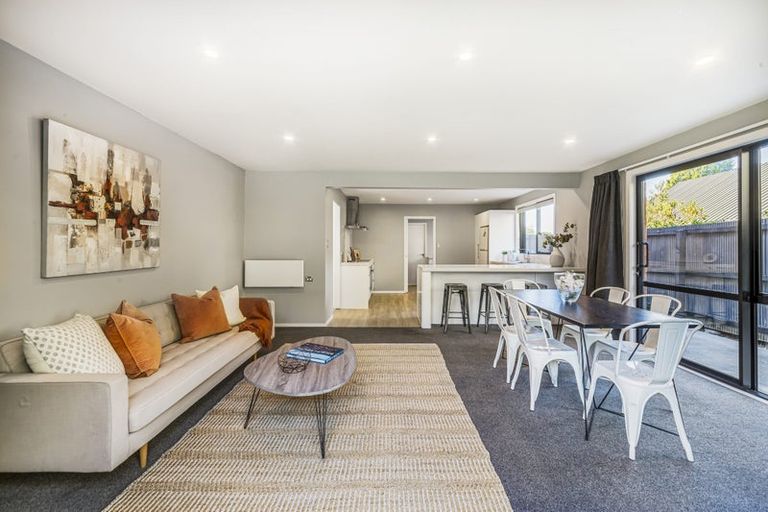 Photo of property in 17 Sayers Crescent, Ilam, Christchurch, 8041