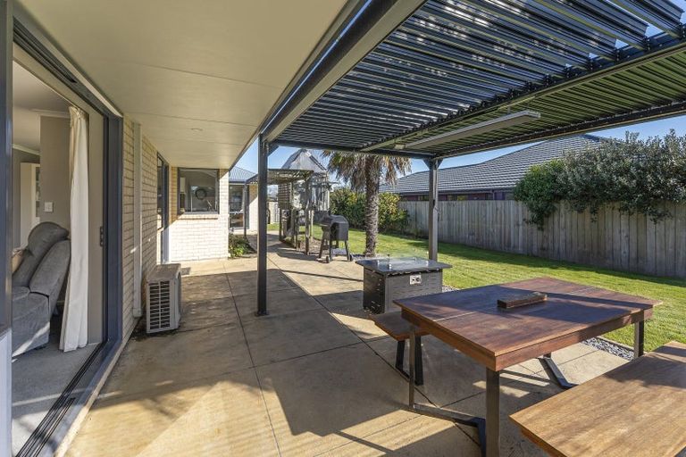 Photo of property in 16 Monaco View, Stoke, Nelson, 7011