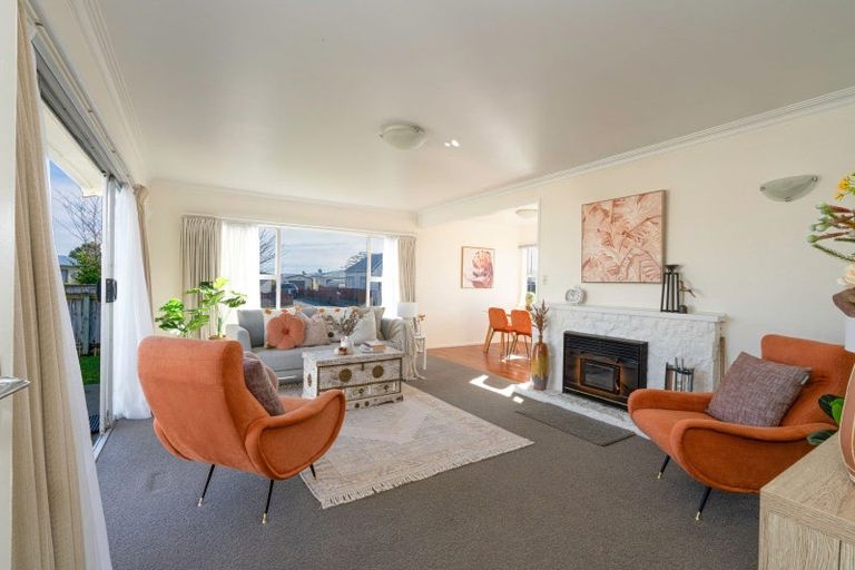 Photo of property in 27 Perth Street, Levin, 5510