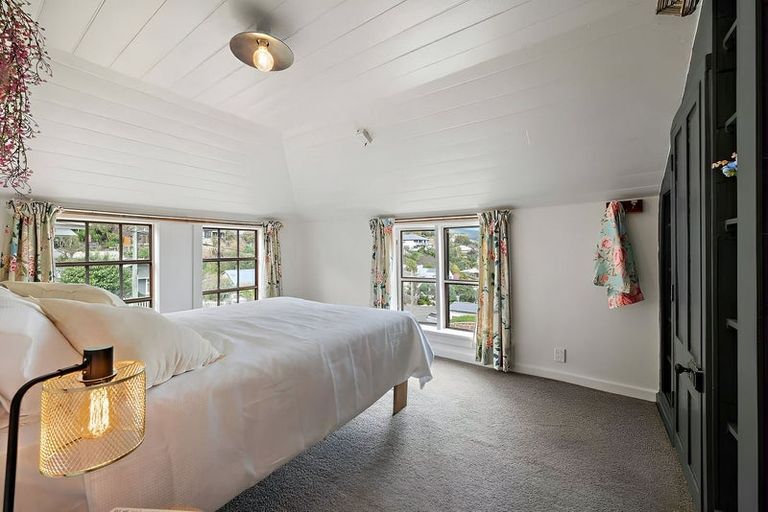 Photo of property in 2a Ripon Street, Lyttelton, 8082