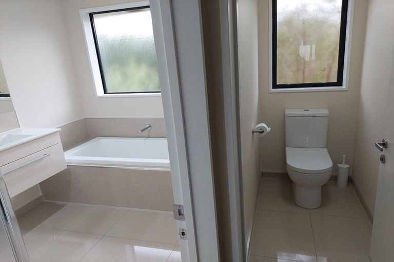 Photo of property in 52 Park Lane, Rolleston, 7614