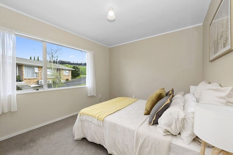 Photo of property in 77 Lake Crescent, Hamilton Lake, Hamilton, 3204