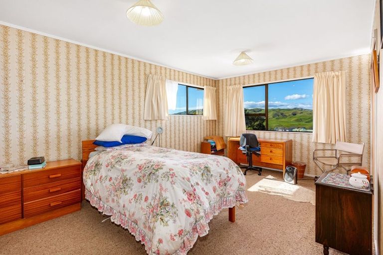 Photo of property in 8 Tregony Place, Camborne, Porirua, 5026