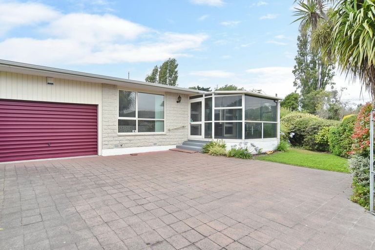 Photo of property in 2/513 Mairehau Road, Parklands, Christchurch, 8083