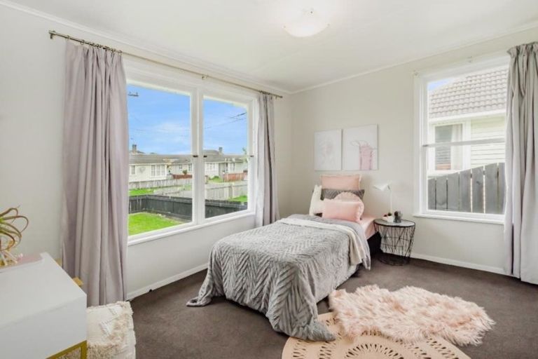 Photo of property in 5 Maire Street, Otaki, 5512