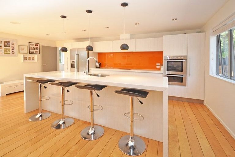 Photo of property in 585 South Titirangi Road, Titirangi, Auckland, 0604