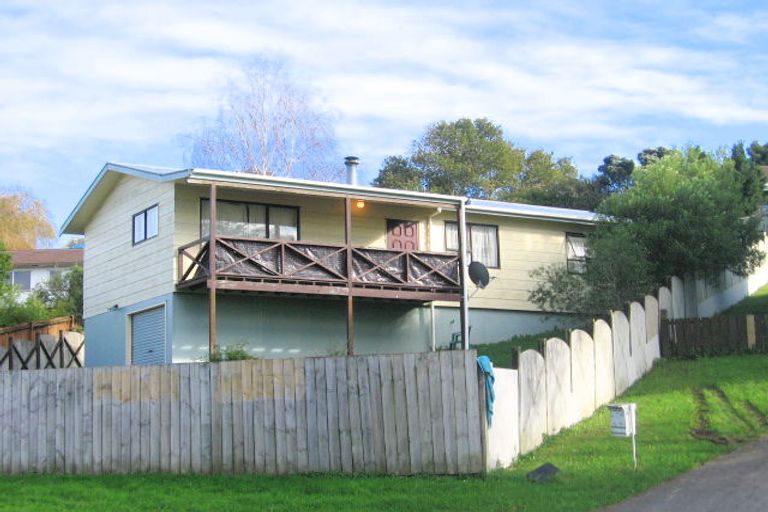 Photo of property in 54 Keegan Drive, Massey, Auckland, 0614