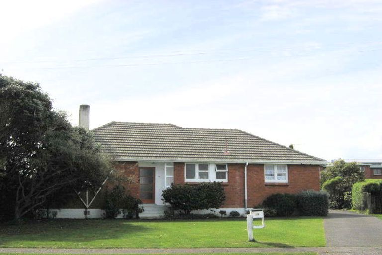 Photo of property in 10 Mahoe Place, Gonville, Whanganui, 4501