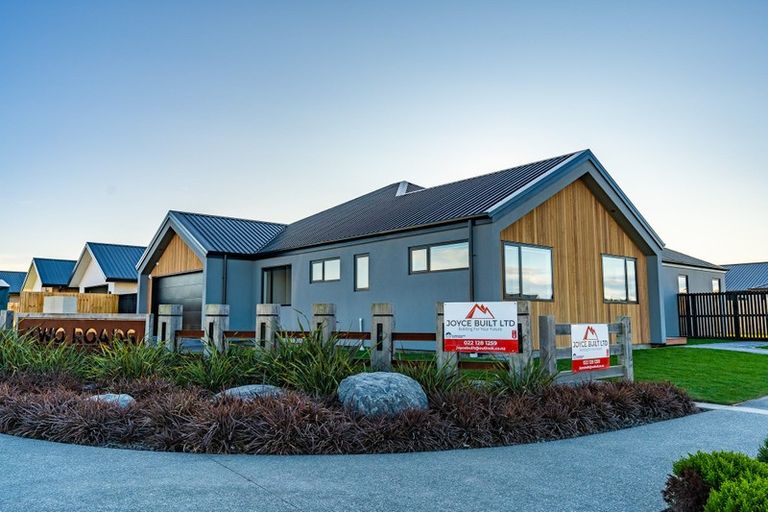 Photo of property in 1 Hamlett Drive, Woodend, 7610