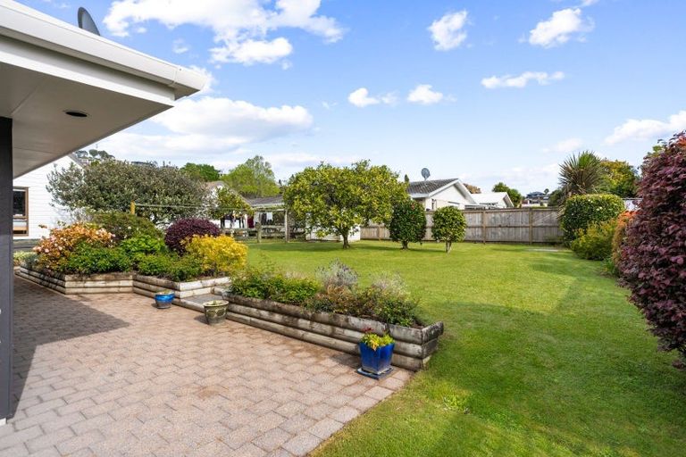 Photo of property in 104 Moana Anu Anu Avenue, Whangamata, 3620