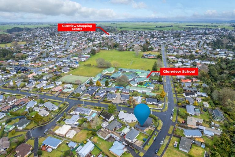 Photo of property in 1/82 Bruce Avenue, Glenview, Hamilton, 3206