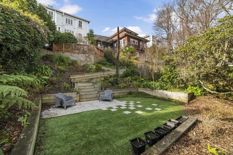 Photo of property in 86 Nairn Street, Mount Cook, Wellington, 6011