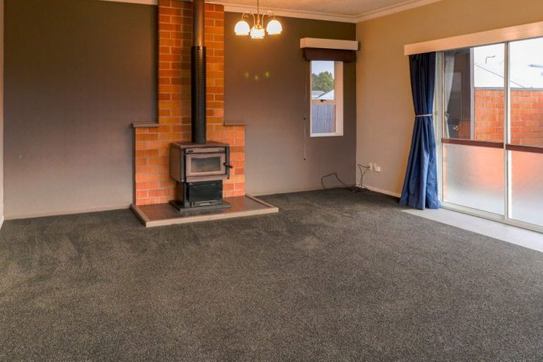 Photo of property in 35 Waterford Drive, Winton, 9720