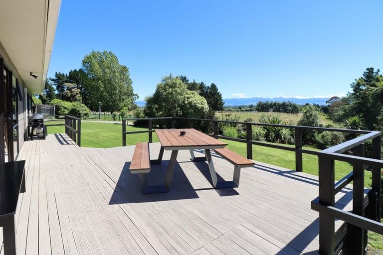 Photo of property in 137 Lees Pakaraka Road, Te Ore Ore, Masterton, 5886