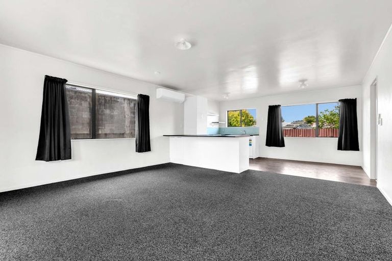 Photo of property in 2/14 John Laughton Place, Whakatane, 3120