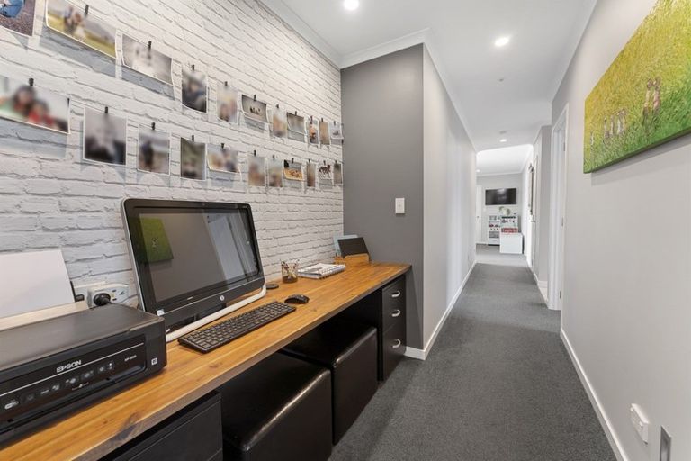 Photo of property in 35 Galatos Street, Rangiora, 7400