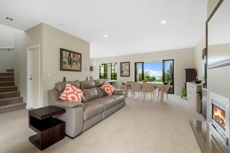 Photo of property in 140 Gills Road, Albany Heights, Auckland, 0632