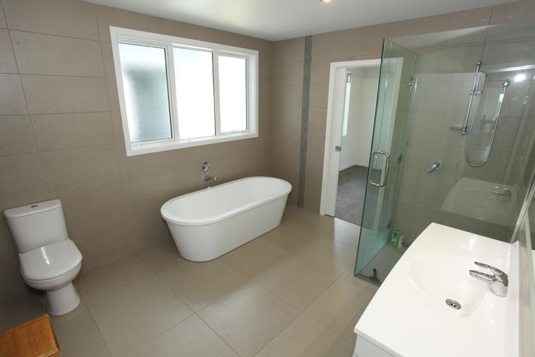 Photo of property in 56 Te Ahiawa Road, Raglan, 3297