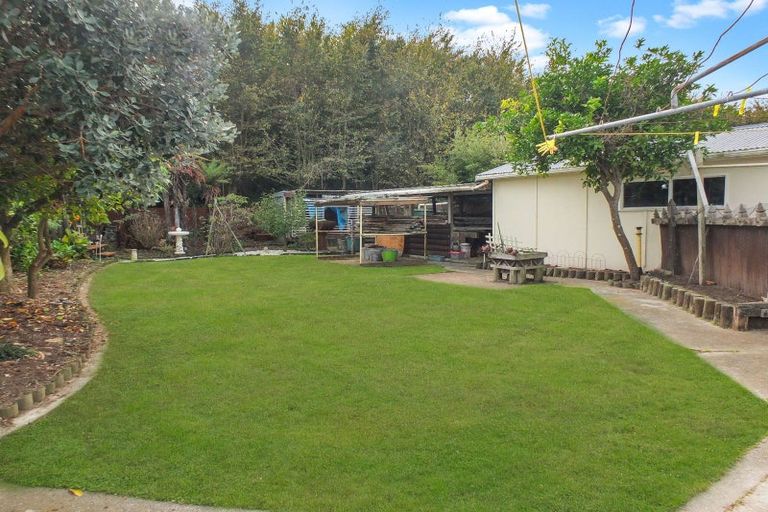 Photo of property in 18 Hulke Street, Foxton, 4814